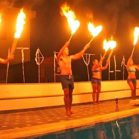 Appart hôtel Triton Villas & Sellia Marina