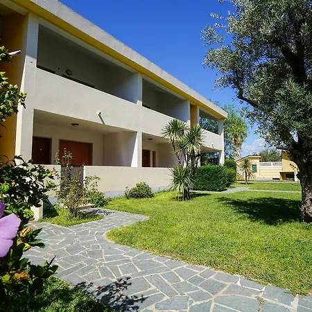 Triton Villas & Appart hôtel