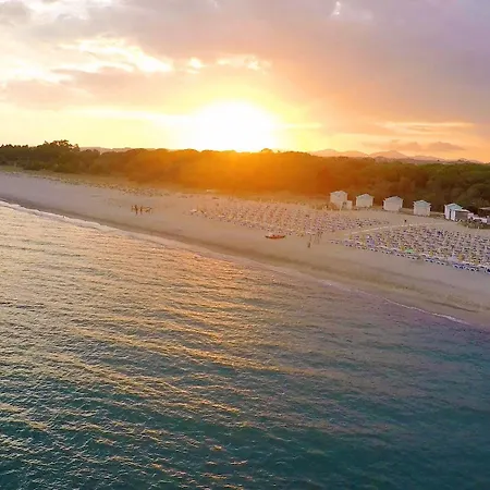 Triton Villas & Sellia Marina