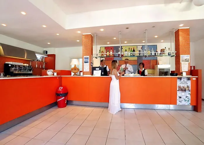 Апарт-отель Triton Villas & Селлия-Марина