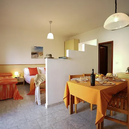 Triton Villas & 3*