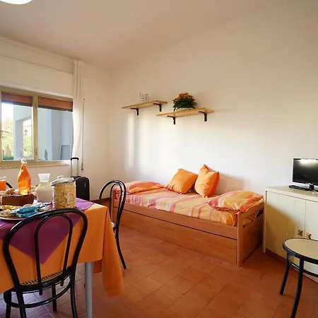 Triton Villas & Ξενοδοχείο με διαμερίσματα Sellia Marina