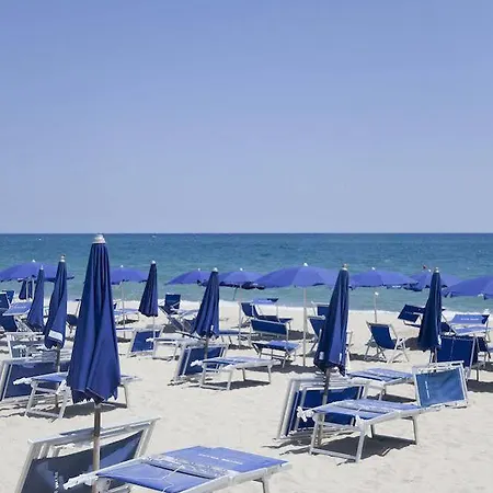 Triton Villas & Aparthotel 3*