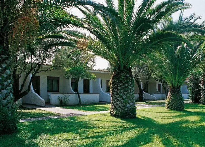 Апарт-отель Triton Villas & Селлия-Марина