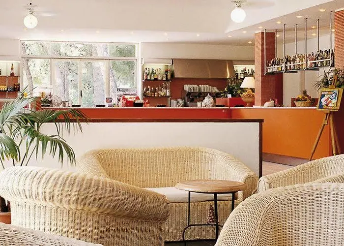 Triton Villas & Апарт-отель 3*